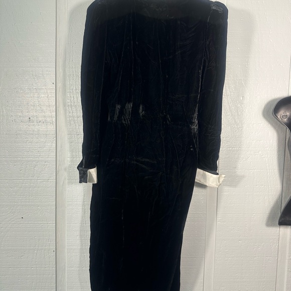 California Girl Vintage Black with White Trim Velour Dress Size 12 GUC - Picture 5 of 7